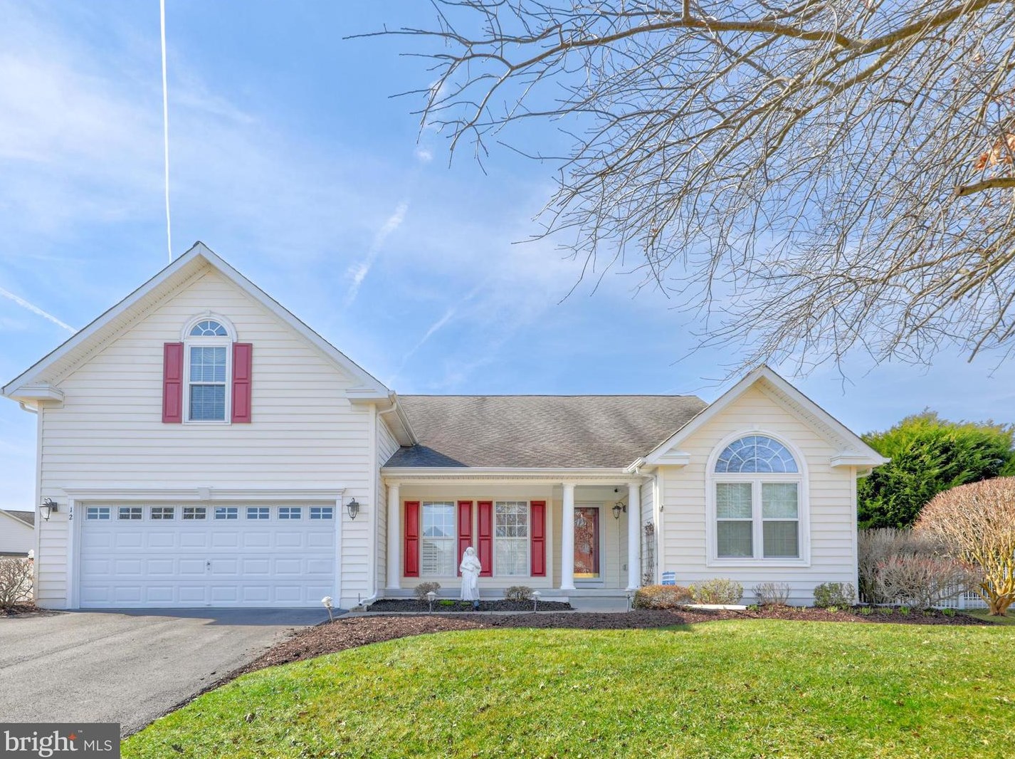 12 Bay Pine Dr, Millville, DE 19970-2924