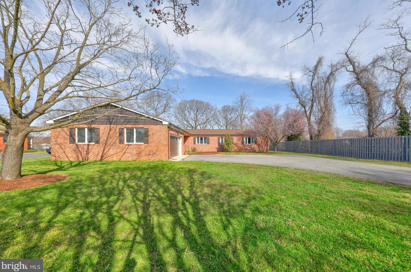 506 Kings Hwy, Slaughter Beach, DE 19963-1636