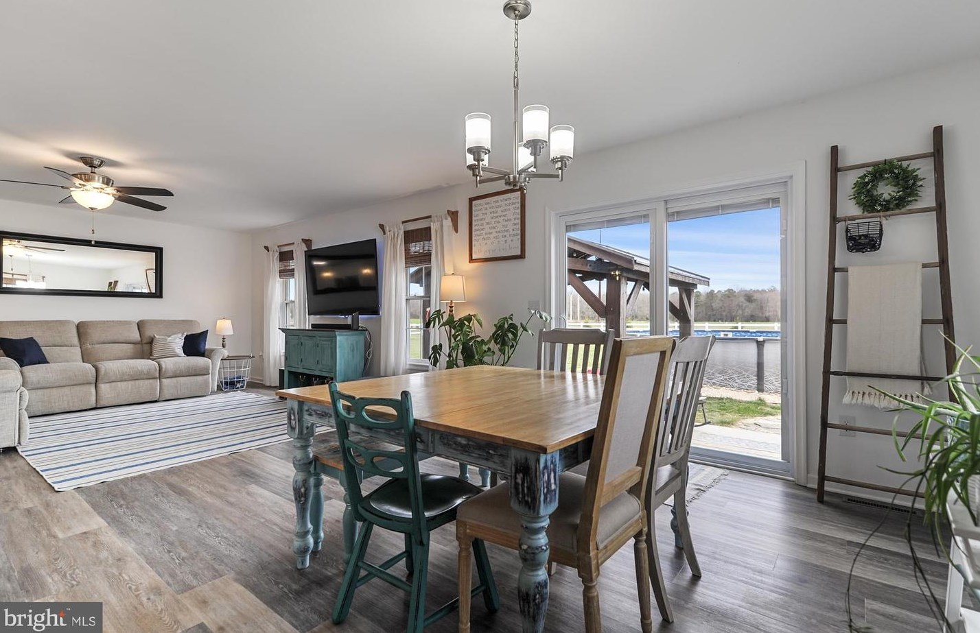 22944 Deep Creek Dr, Lincoln DE  19960-4077 exterior
