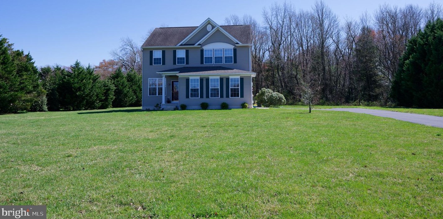 22477 Lakeshore Dr, Georgetown, DE 19947