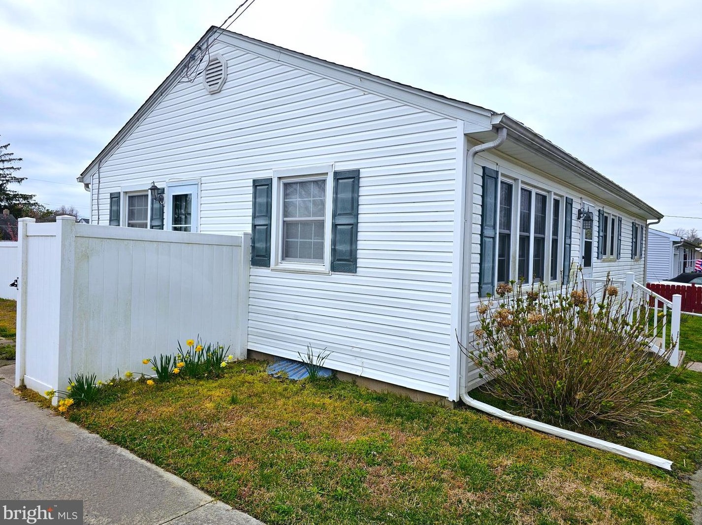 5688 Betty St, Slaughter Beach, DE 19963