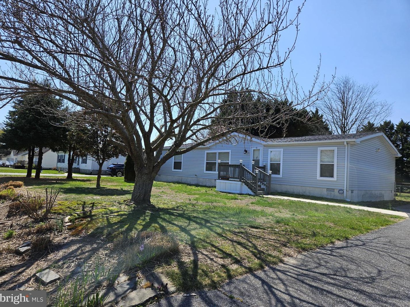 11 Lighthouse Dr, Rehoboth, DE 19971-9574