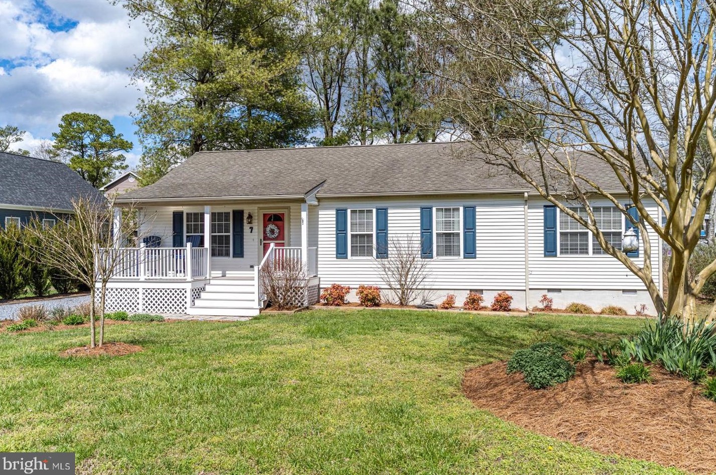 7 Seabrook Rd, Millville, DE 19970-9238