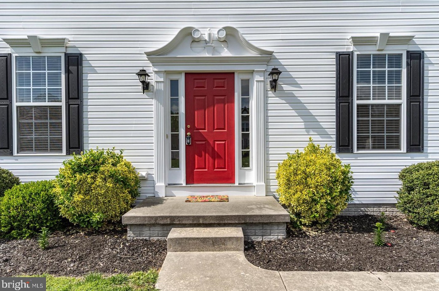2 Waterford Ln, Selbyville, DE 19975-9122