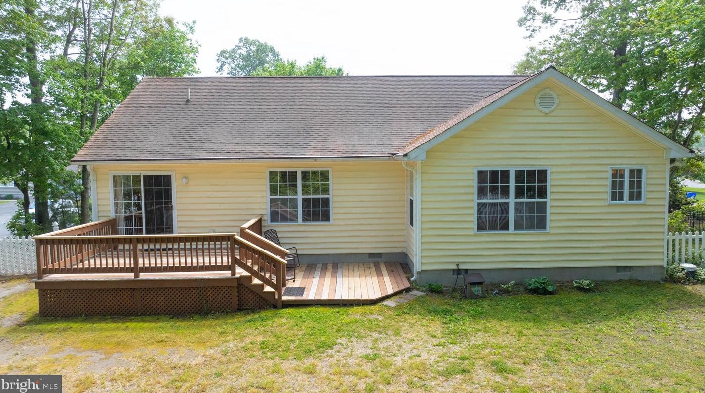 30911 Sandy Ridge Dr, Lewes DE 19958-5586 exterior