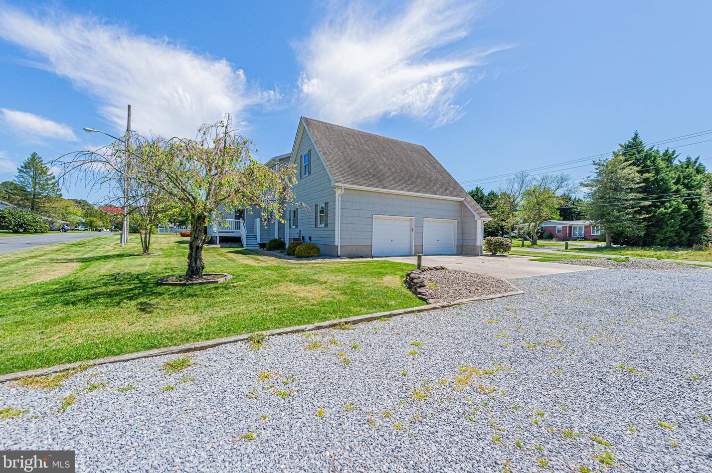 139 Woodland Ave, Millville, DE 19970-9318