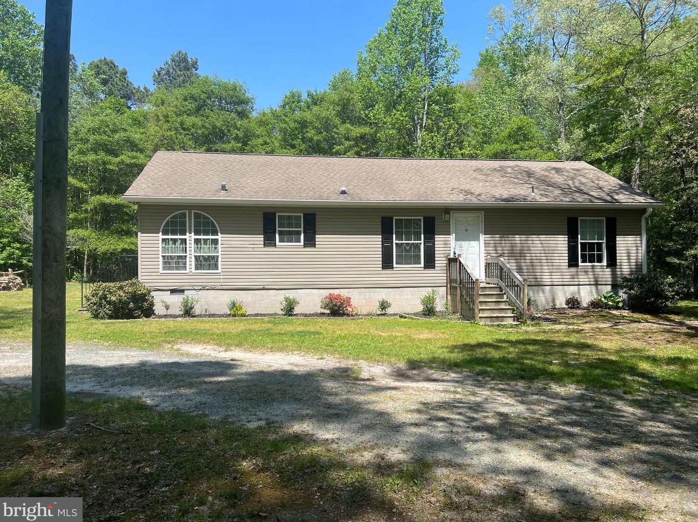 3265 Willow Ln, Seaford, DE 19973