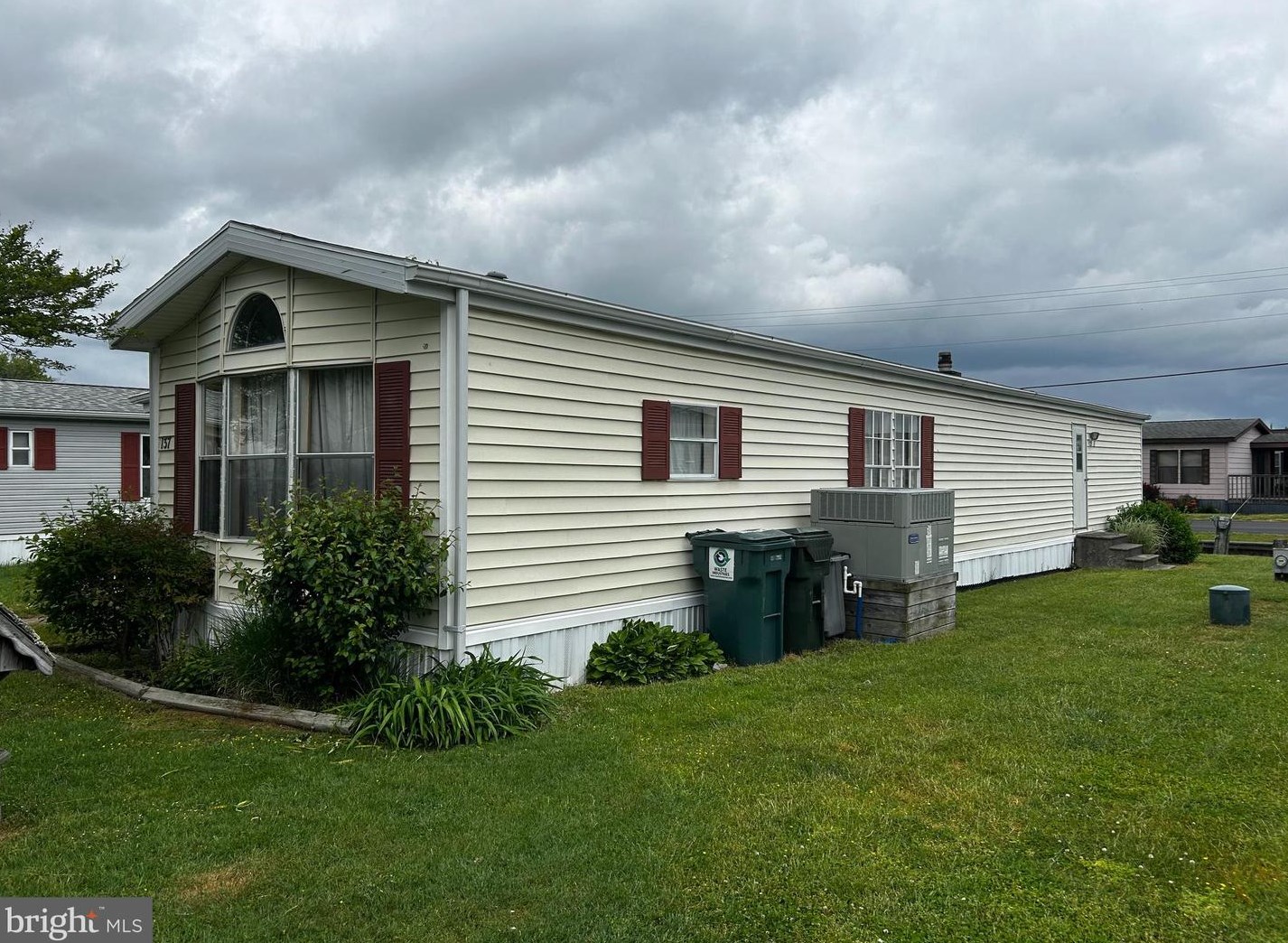 37727 Shady Dr, Selbyville, DE 19975-4221