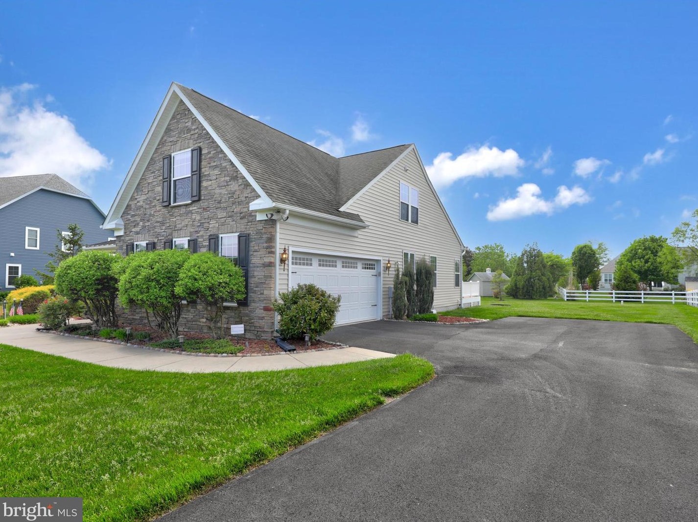 24824 Shoreline Dr, Millsboro, DE 19966