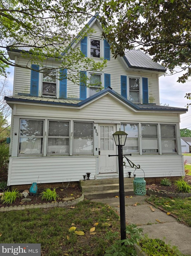 411 Main St, Ellendale, DE 19941-2061