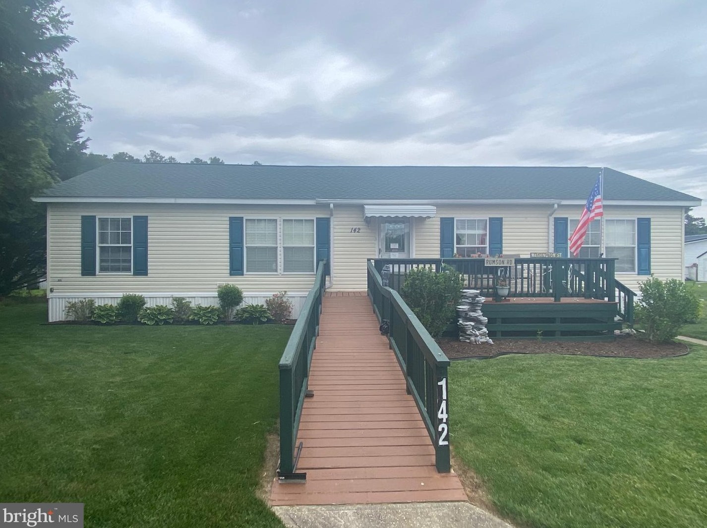 142 Mill Pond Cir, Seaford, DE 19973-6225