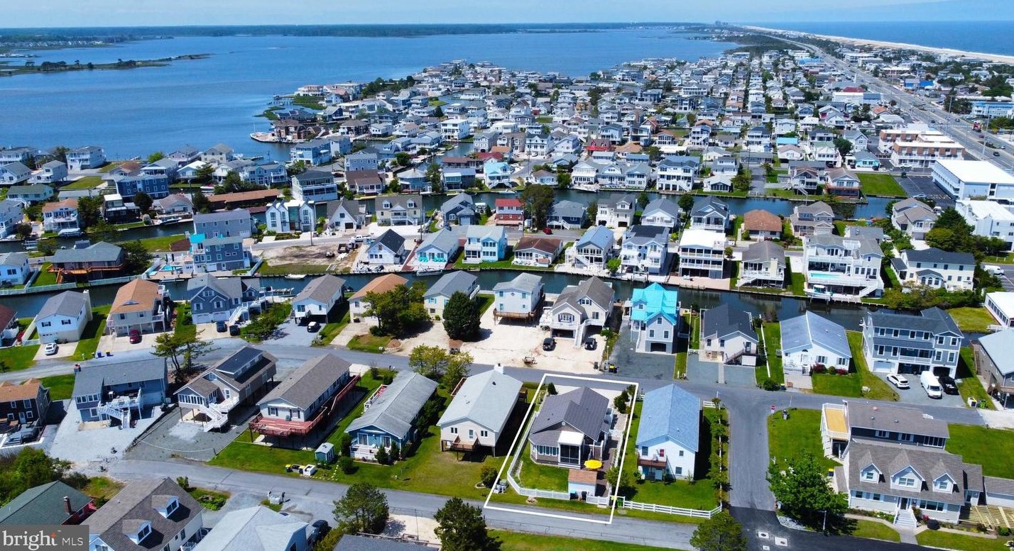 12 High Tide Ln, Selbyville, DE 19944-4544