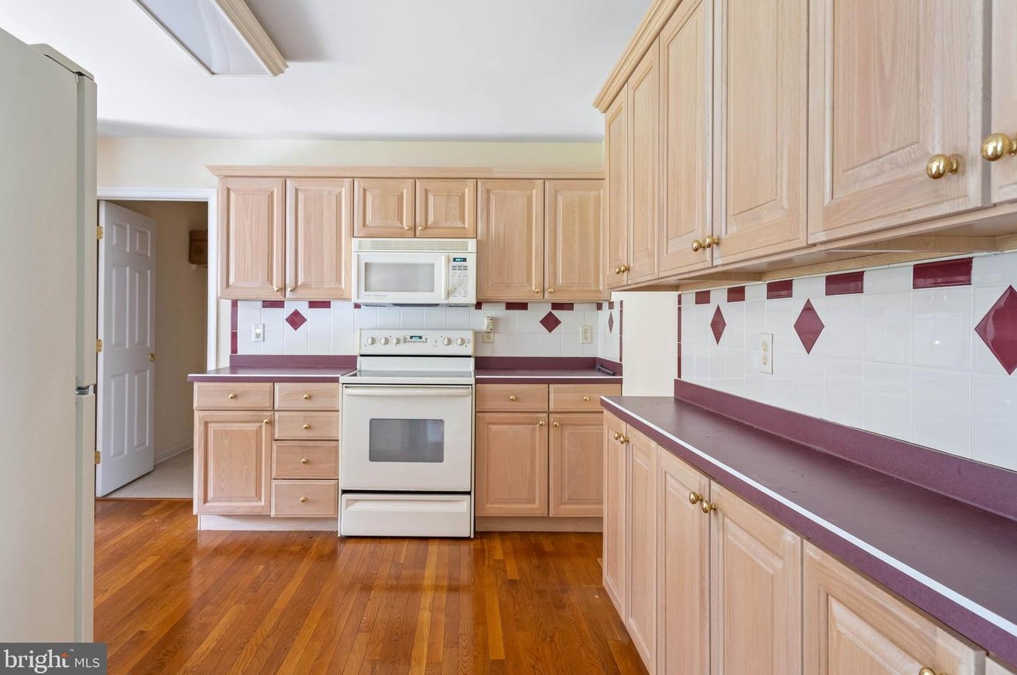 27 Autumnwood Way, Lewes DE  19958-9459 exterior