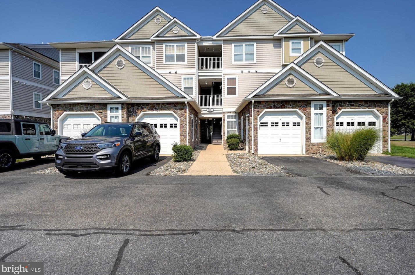2901 S Heather Dr #d, Slaughter Beach, DE 19963