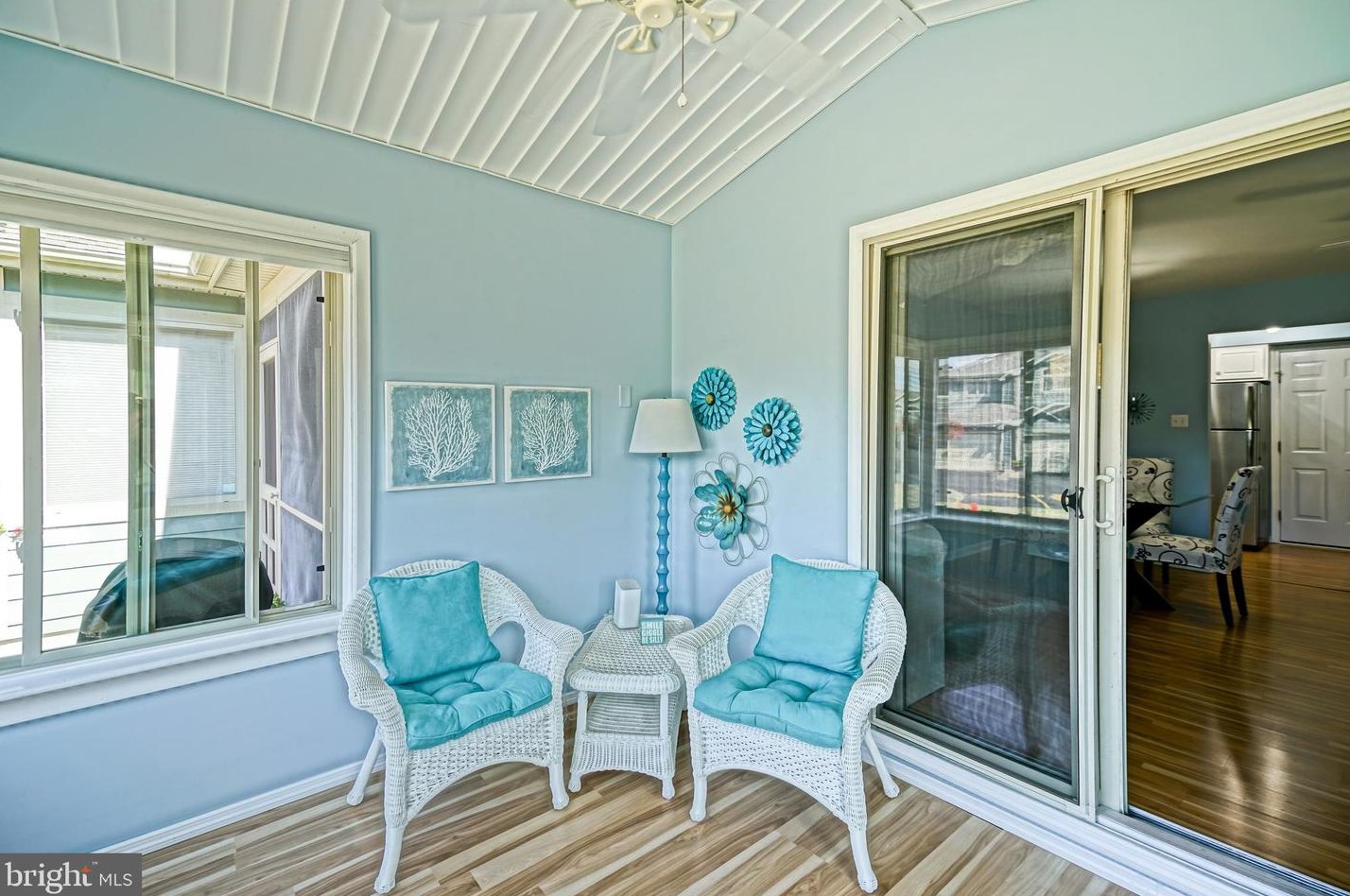 238 Lakeside Dr, Lewes DE 19958-8984 exterior