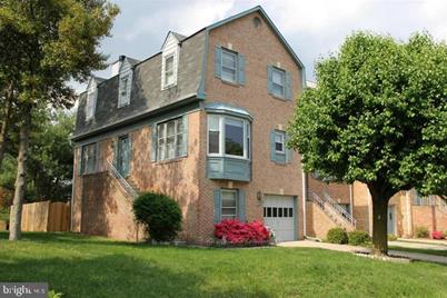 2148 Colonel Way - Photo 1