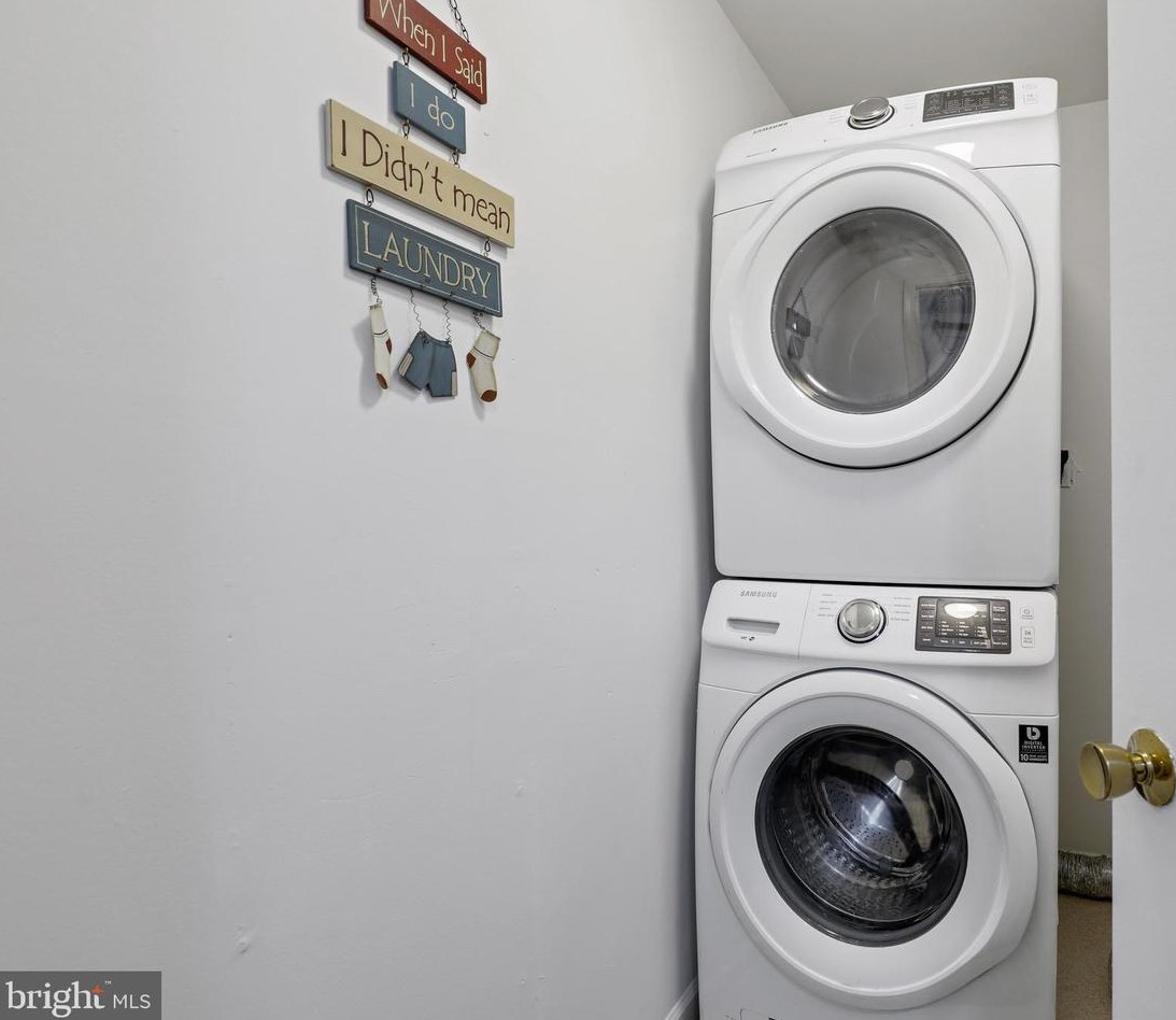 1476 Blockton Ct, Crofton MD 21114-1102 exterior