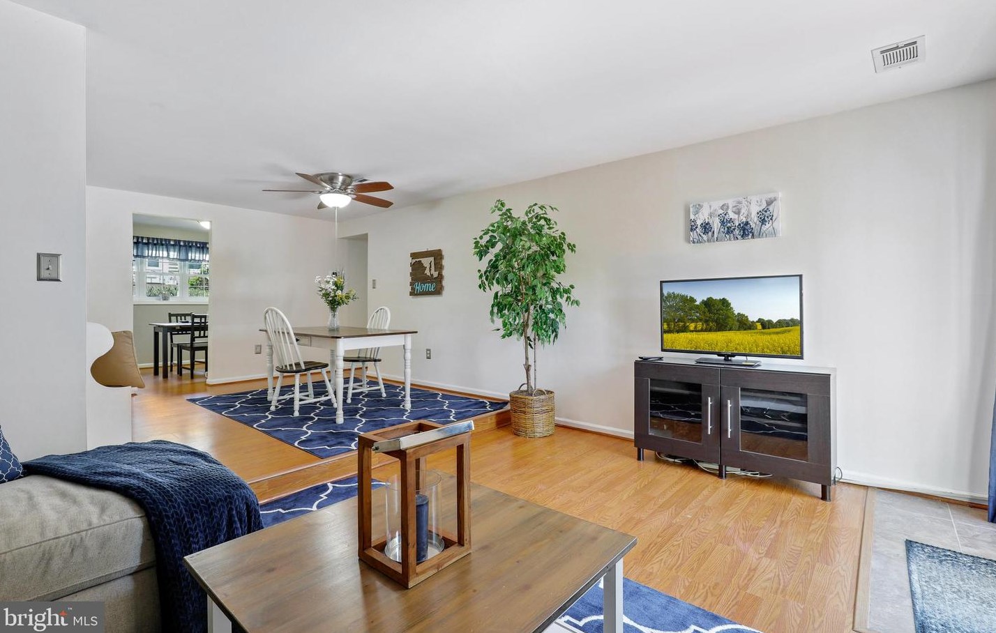 1476 Blockton Ct, Crofton MD 21114-1102 exterior