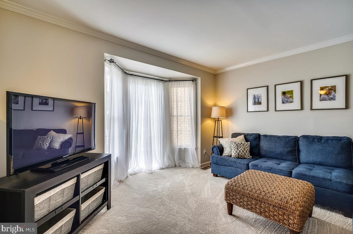 1122 Jeffrey Dr, Crofton MD 21114-1315 exterior