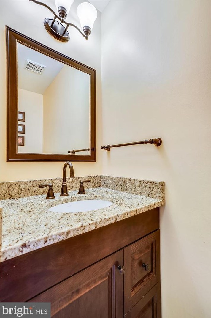 1122 Jeffrey Dr, Crofton MD 21114-1315 exterior