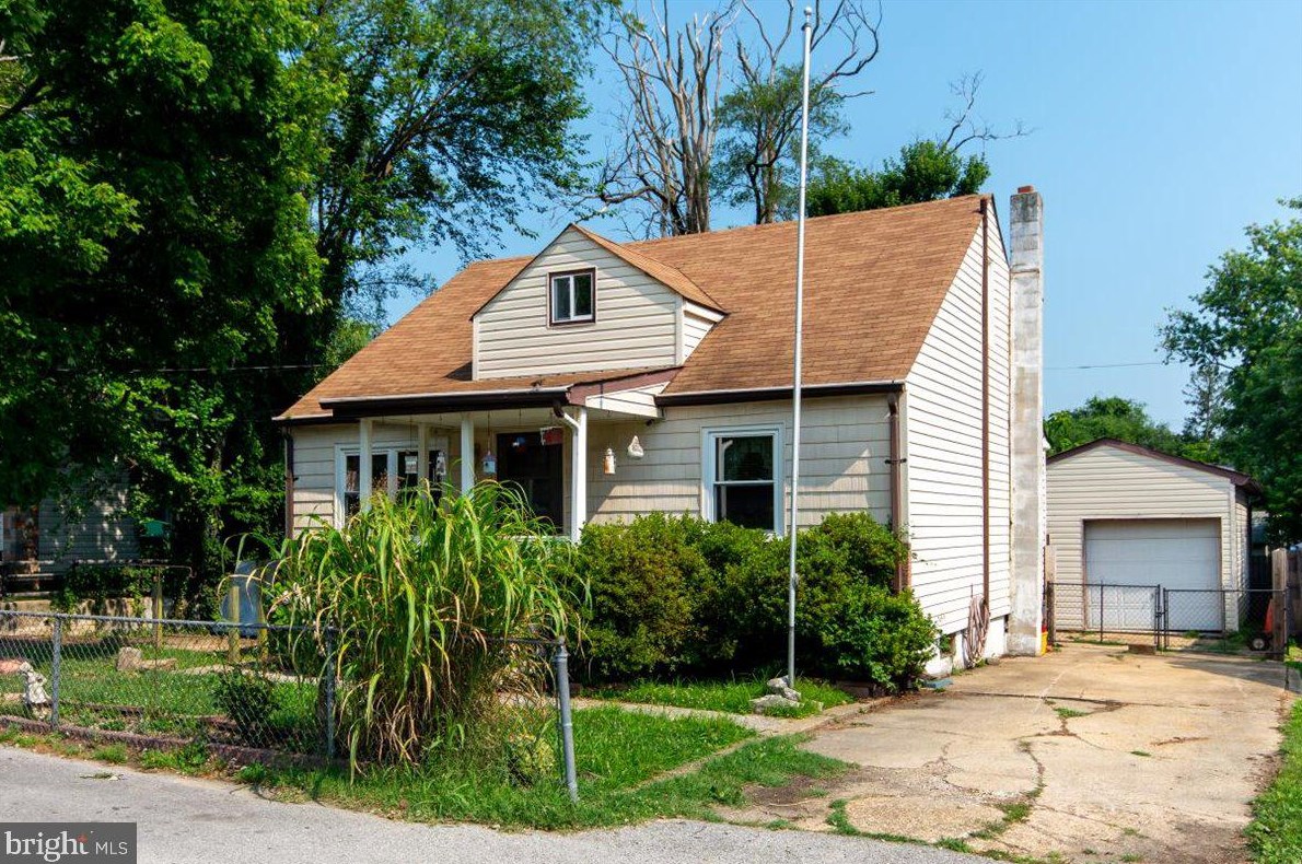 222 Cresswell Rd, Baltimore, MD 21225-3910