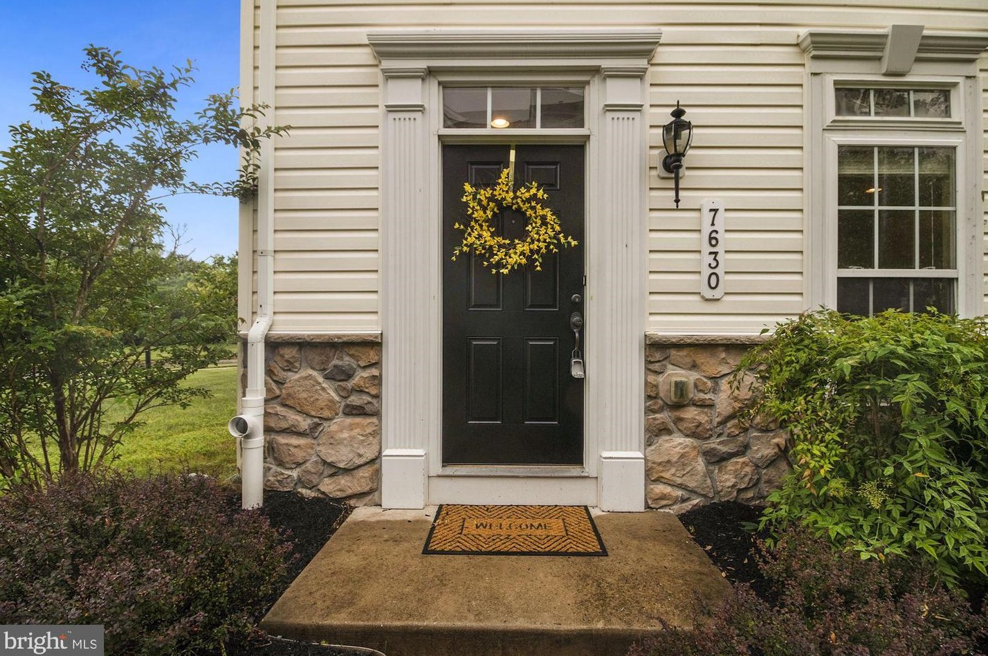 7630 Sandhurst Ln, Baltimore, MD 21076-1794