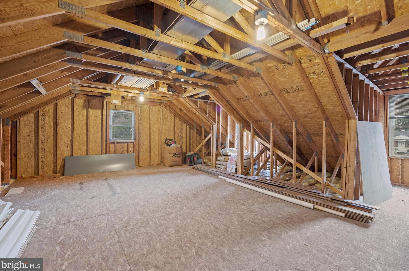 902 Hillcrest Rd, Baltimore MD  21076-1504 exterior