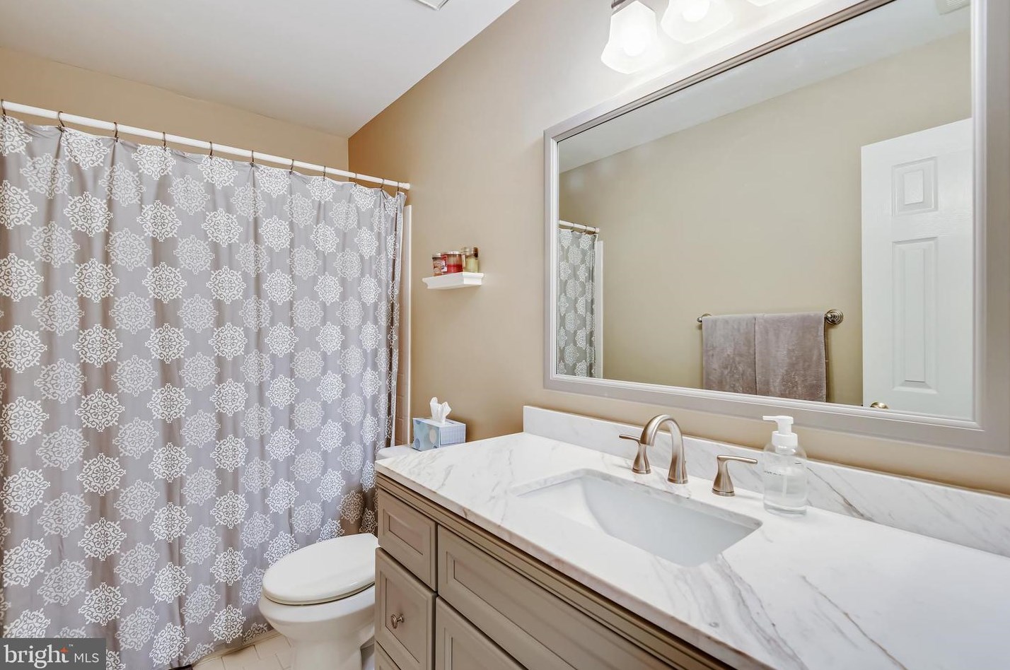 2315 Putnam Ln, Crofton MD  21114-1647 exterior