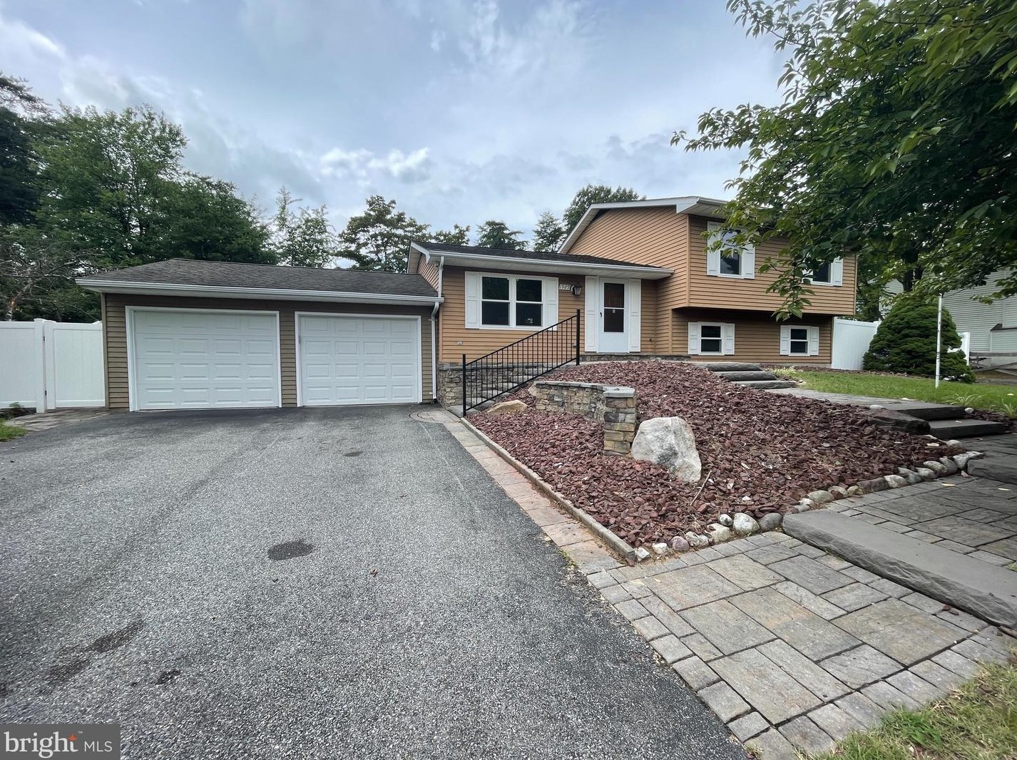 1929 Pometacom Dr, Baltimore, MD 21076