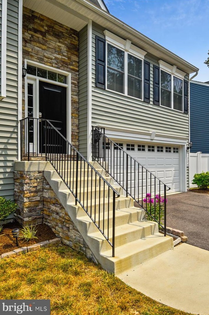 1220 Hawthorne St, Shady Side, MD 20764