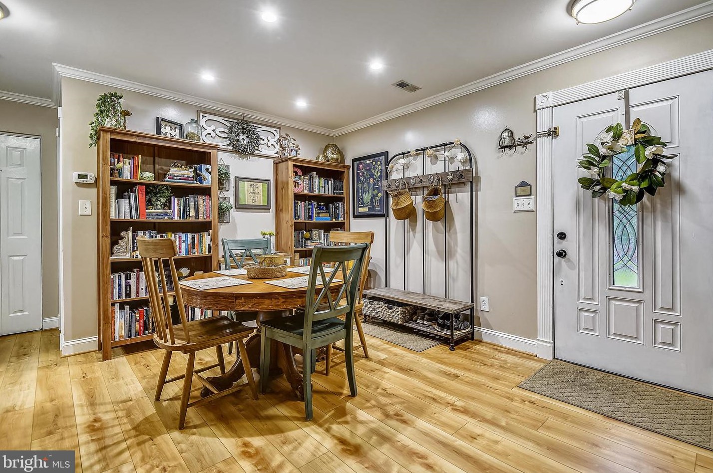 924 Truro Ln, Crofton MD  21114-1204 exterior