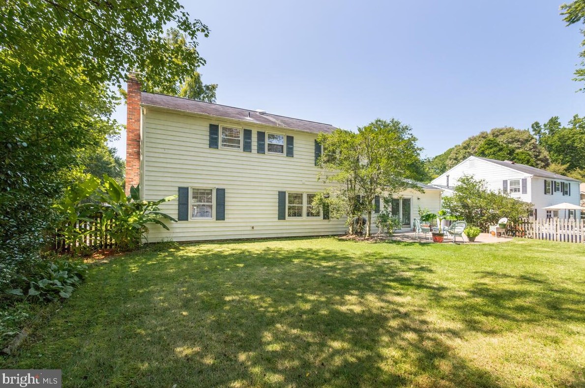 1724 Truro Rd, Crofton MD  21114-2520 exterior