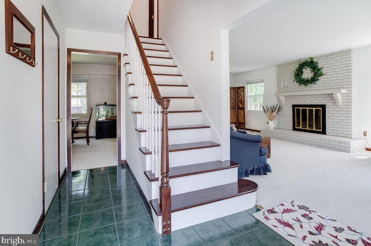 1724 Truro Rd, Crofton MD  21114-2520 exterior