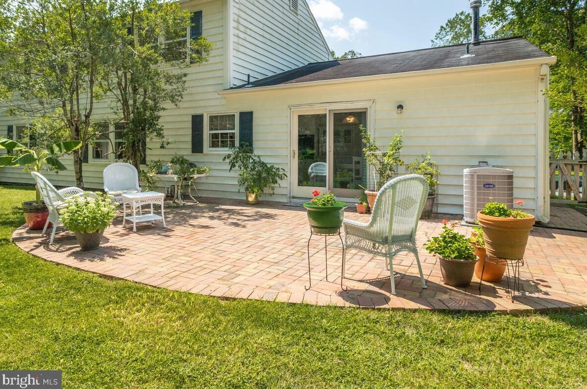 1724 Truro Rd, Crofton MD  21114-2520 exterior