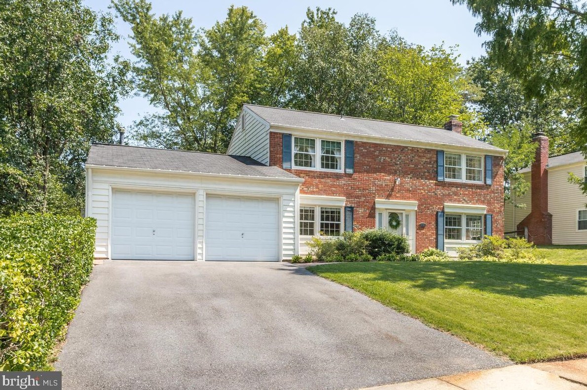 1724 Truro Rd, Crofton MD  21114-2520 exterior