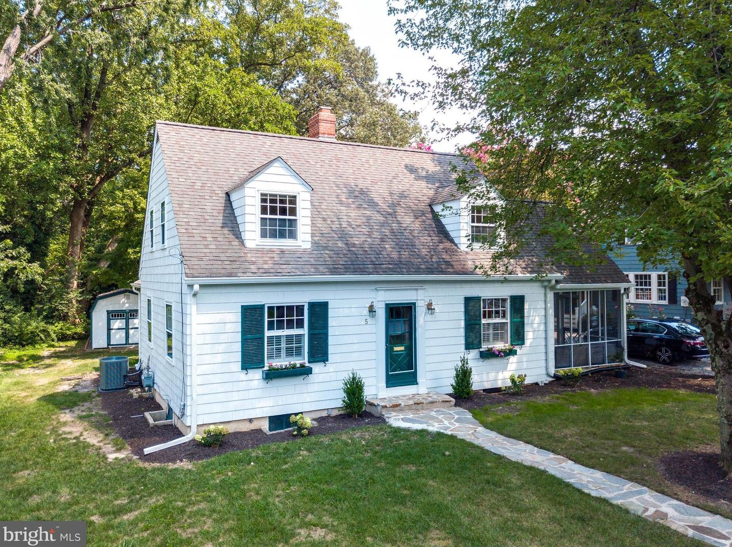 5 Sullivan Dr, Severna Park, MD 21146