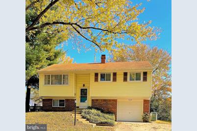 7039 Cresthaven Drive - Photo 1