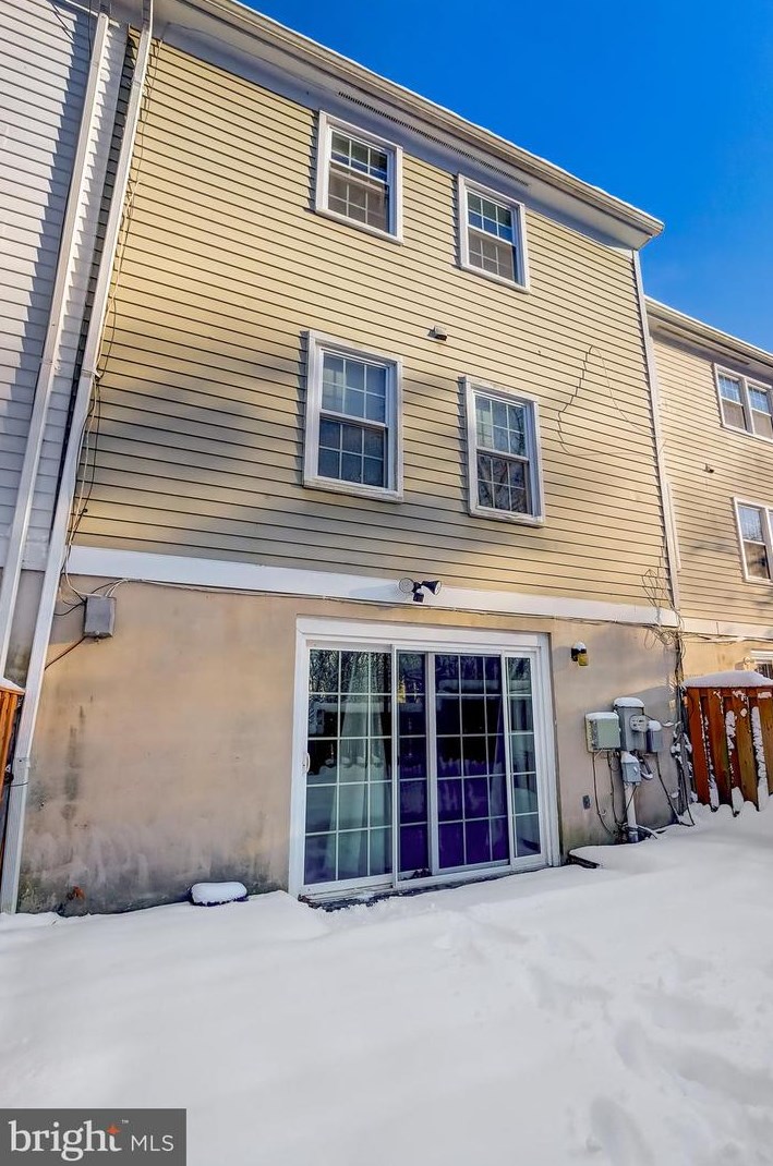 1784 Sharwood Pl, Crofton MD 21114-1925 exterior