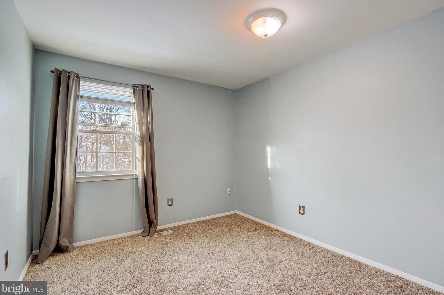 1784 Sharwood Pl, Crofton MD 21114-1925 exterior