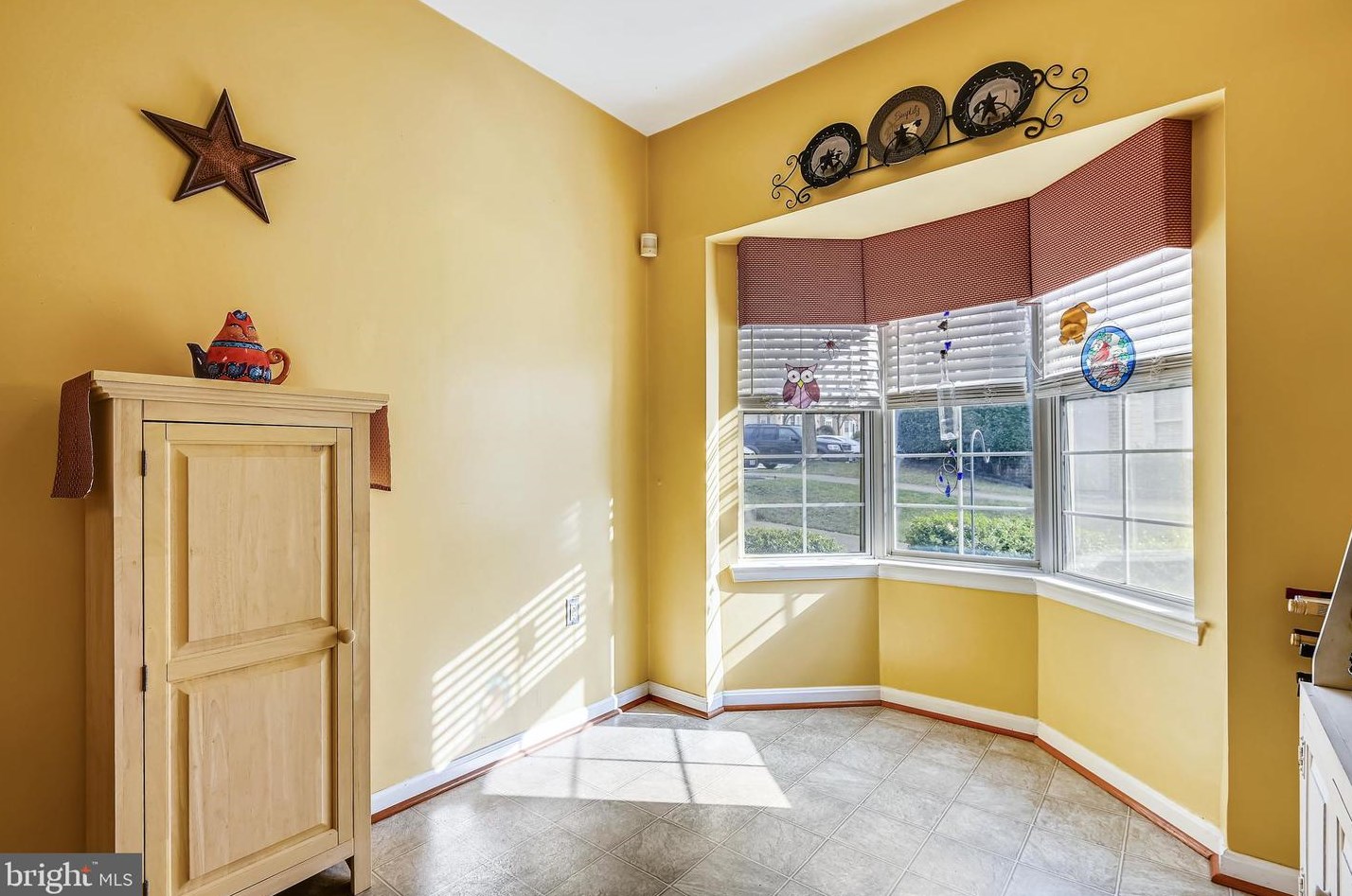 1917 Pawlet Dr, Crofton MD 21114-1687 exterior