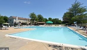 1917 Pawlet Dr, Crofton MD 21114-1687 exterior