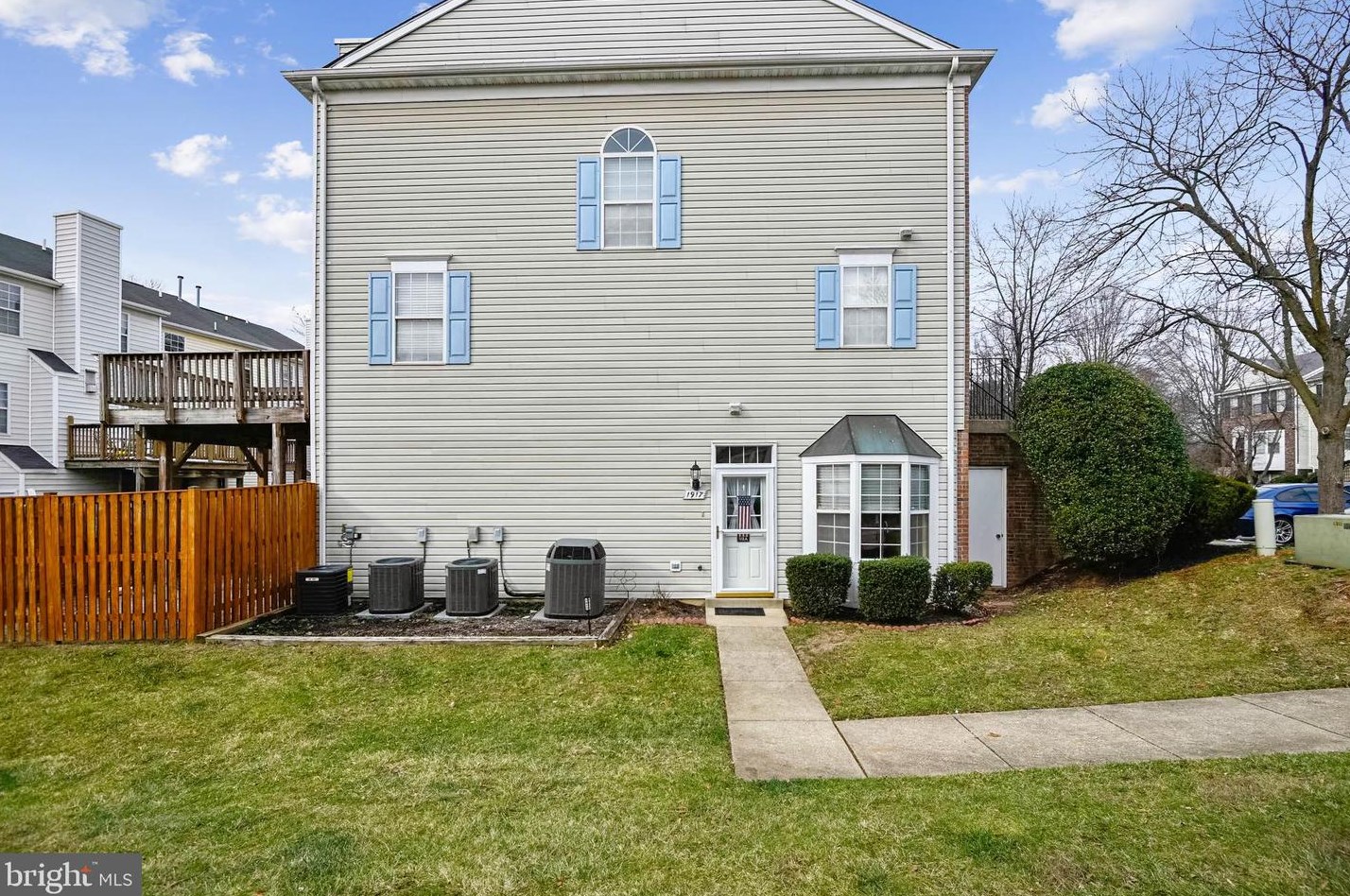 1917 Pawlet Dr, Crofton, MD 21114-1689