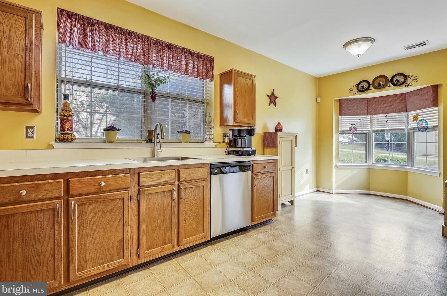 1917 Pawlet Dr, Crofton MD 21114-1687 exterior