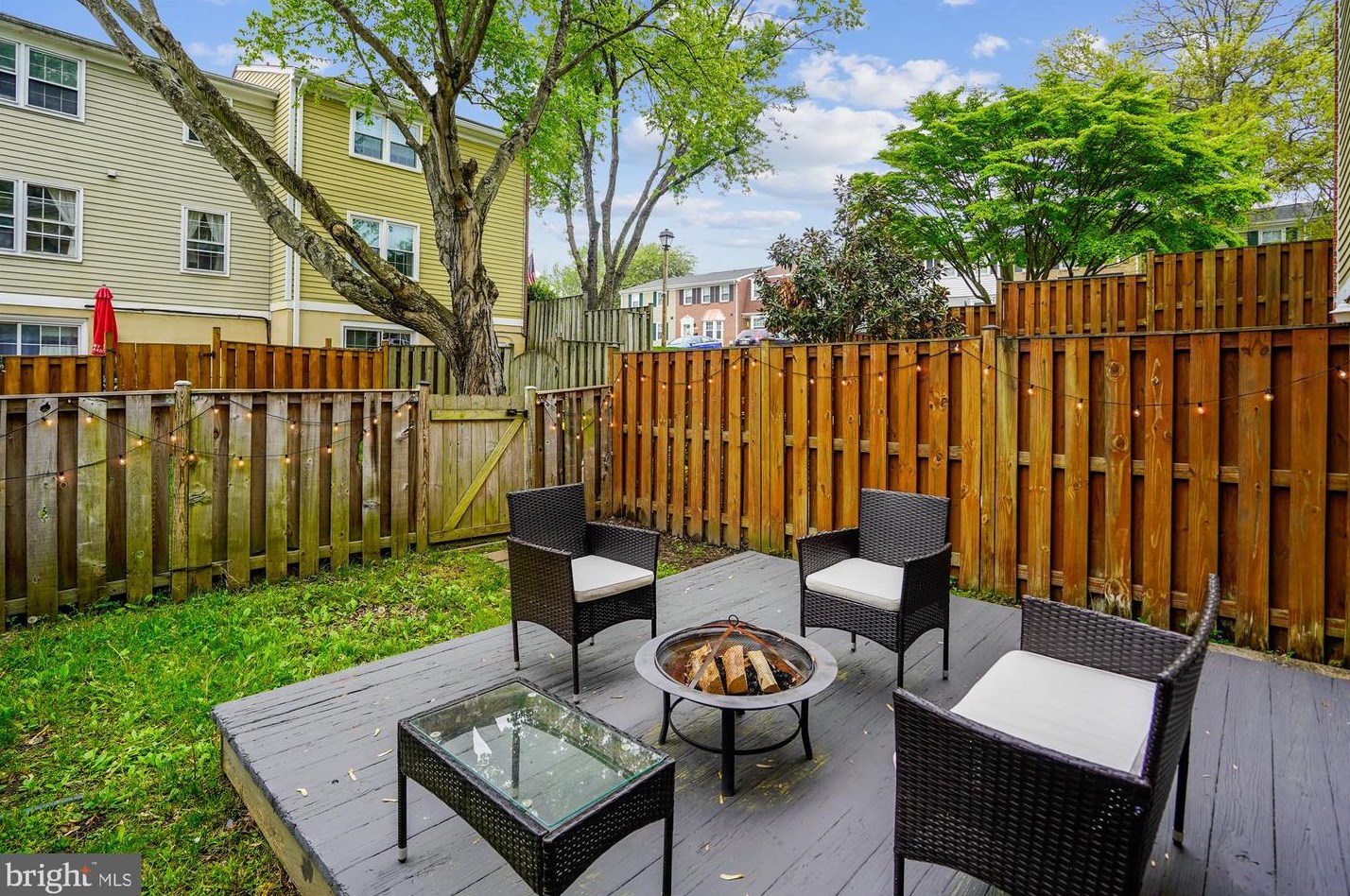 1852 Sharwood Pl, Crofton MD 21114-1949 exterior