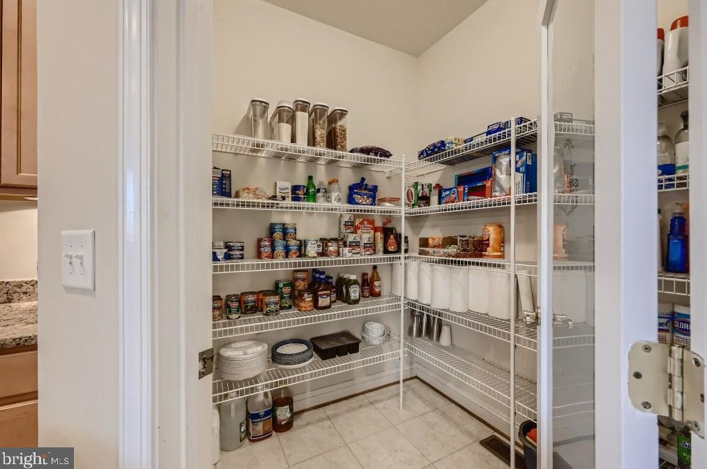 7877 Wb And A Rd, Severn MD  21144-1918 exterior