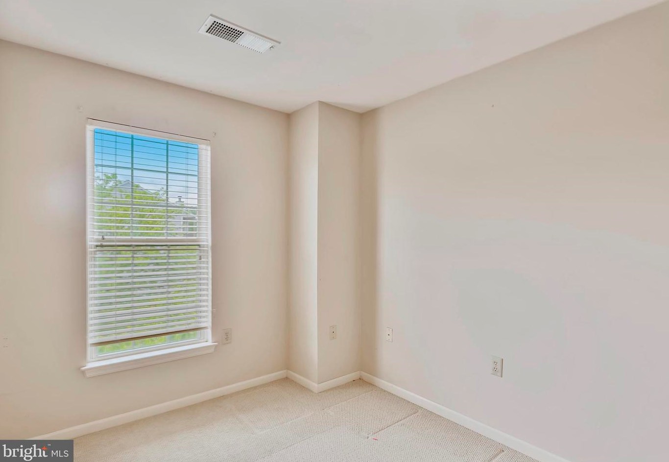 2226 Montauk Dr, Crofton MD 21114-3241 exterior