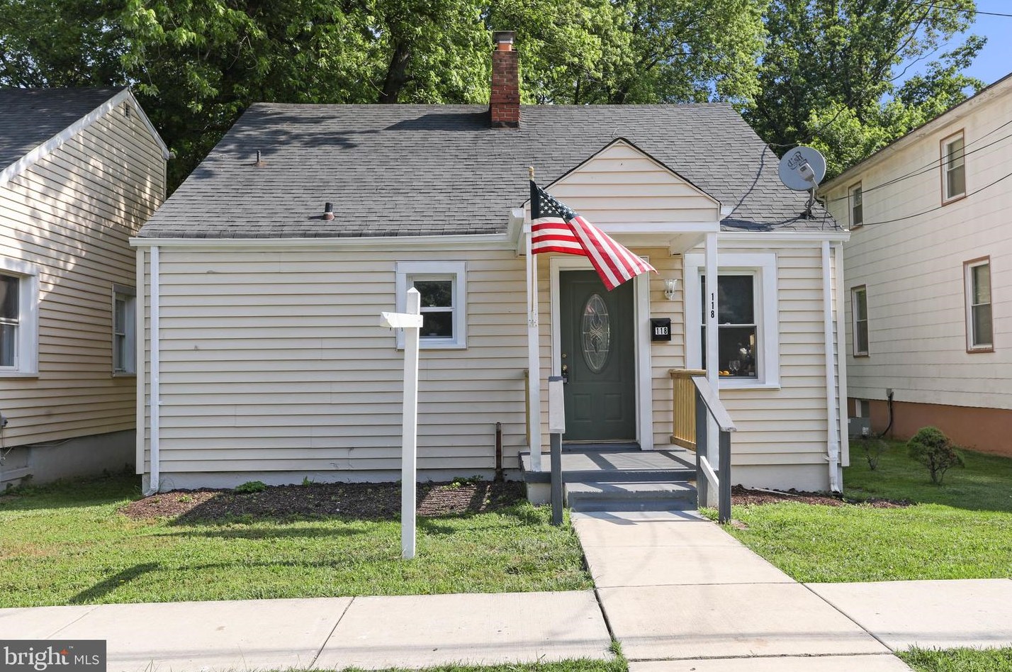 118 Franklin Ave, Baltimore MD  21225-2825 exterior