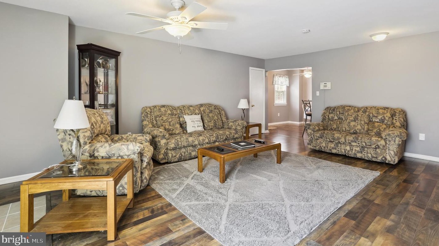 1725 Bancroft Ln, Crofton MD exterior