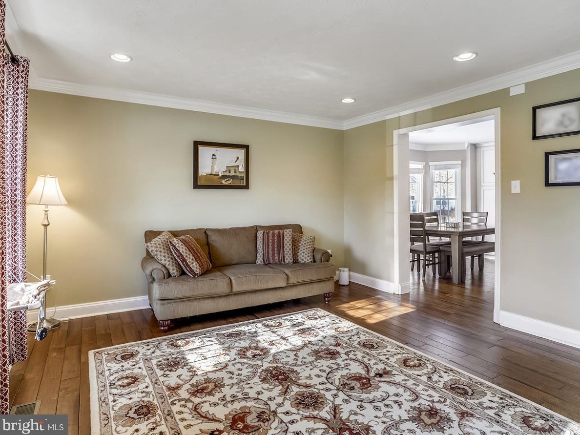 2718 Bains Ct, Crofton MD 21114-3153 exterior