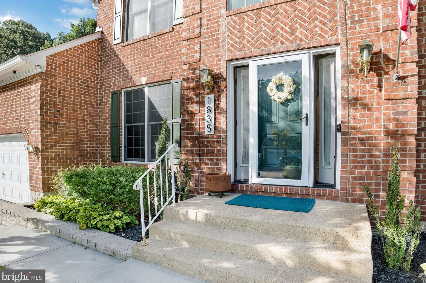 1835 Disney Estates Cir, Severn, MD 21144-1091